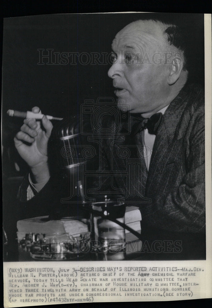 1946 Press Photo Major Porter w/ War Investigating Com. - Historic Images