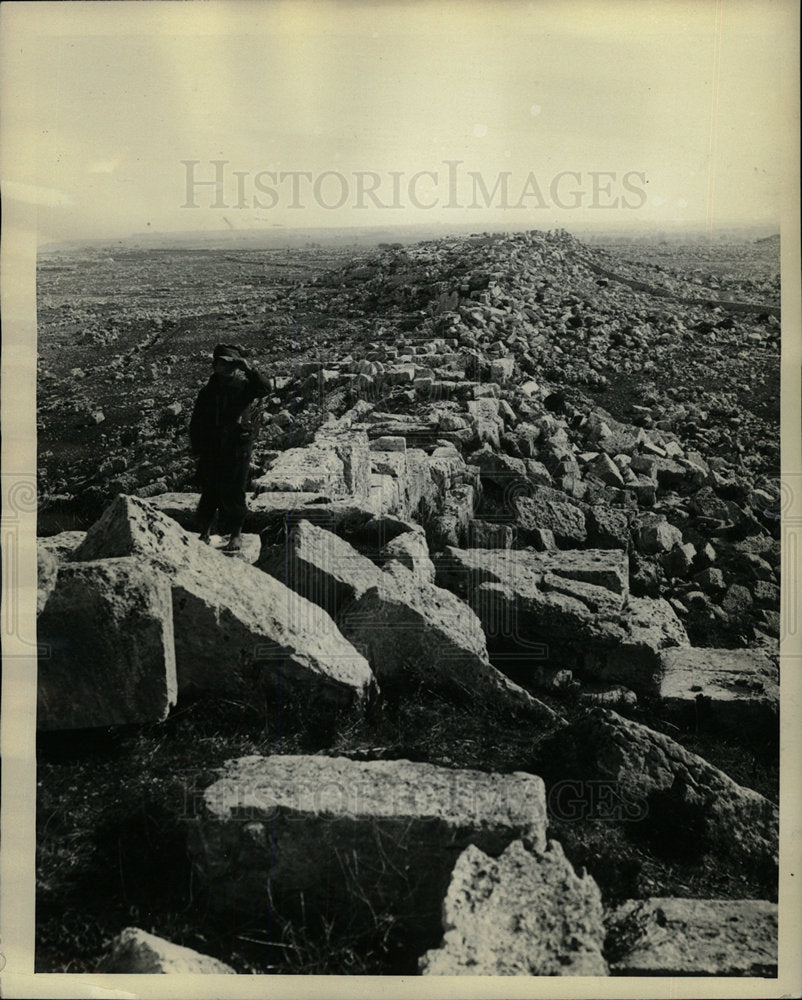 1932 Press Photo Ruined Wall Dionysius Syracuse Sicily - Historic Images