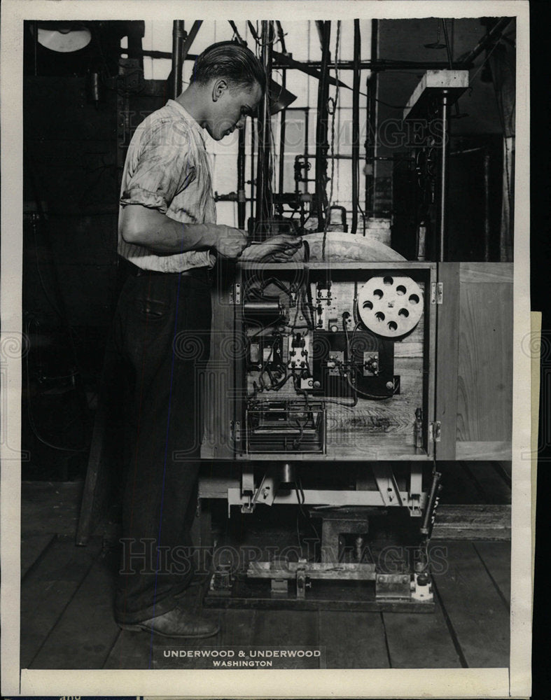 1923 Press Photo Bureau of Standards Auto Accerleration - Historic Images