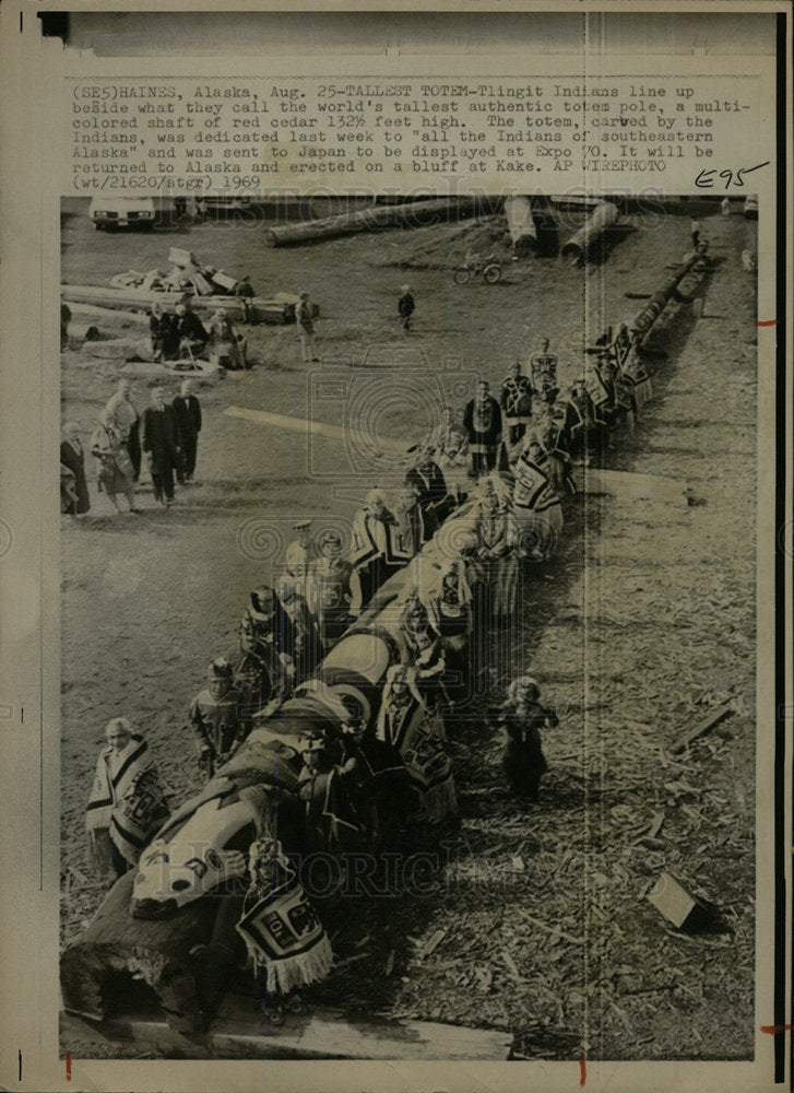 1969 Press Photo Tallest Totem Tlingit Indian Pole line - Historic Images