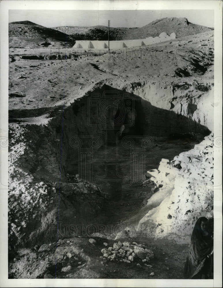 Press Photo France Little Maginot Quarry Air Fake Fort - Historic Images