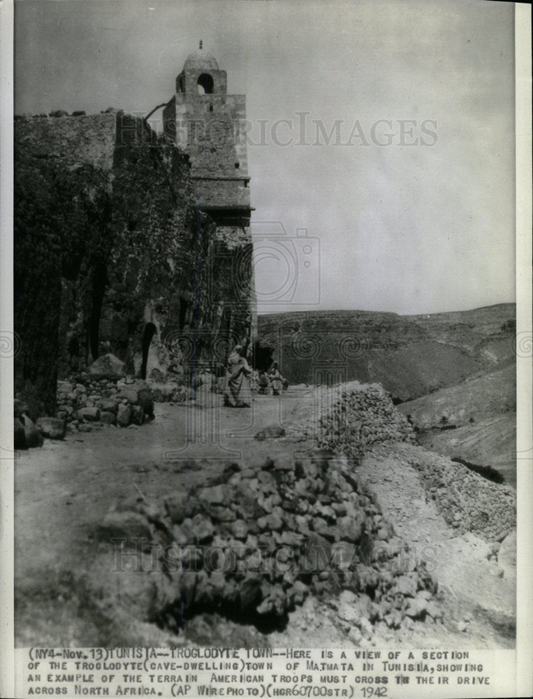 1942 Press Photo Troglodyte Town Matmata Tunisia - Historic Images