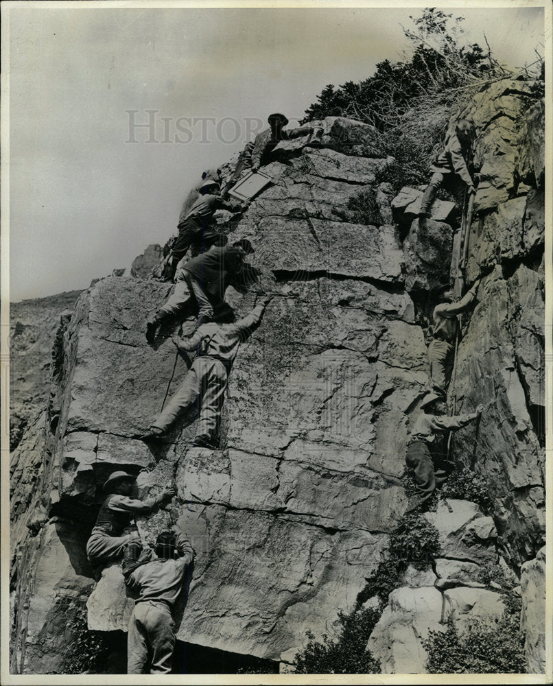 1969 Press Photo Mormon surveyors Wasatch Mountains - Historic Images