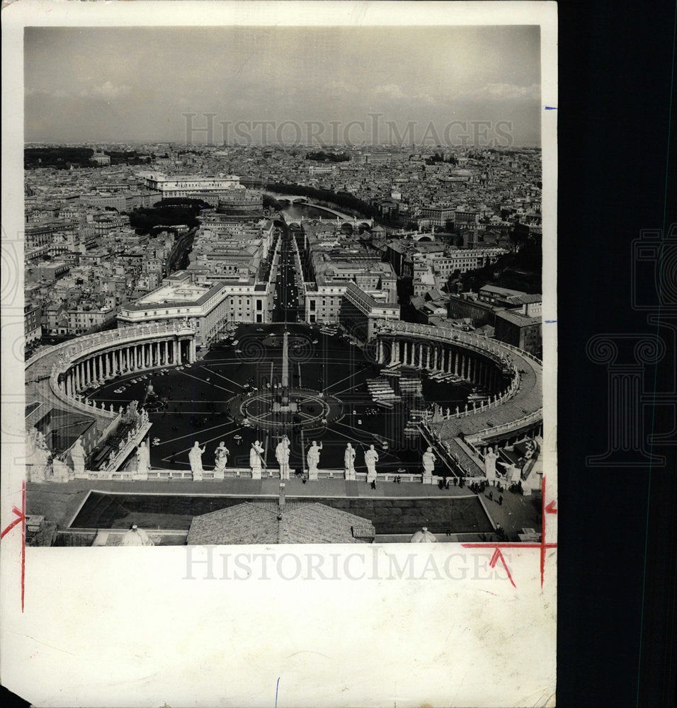 1979 Press Photo St Peters Square exterior looks dome - Historic Images