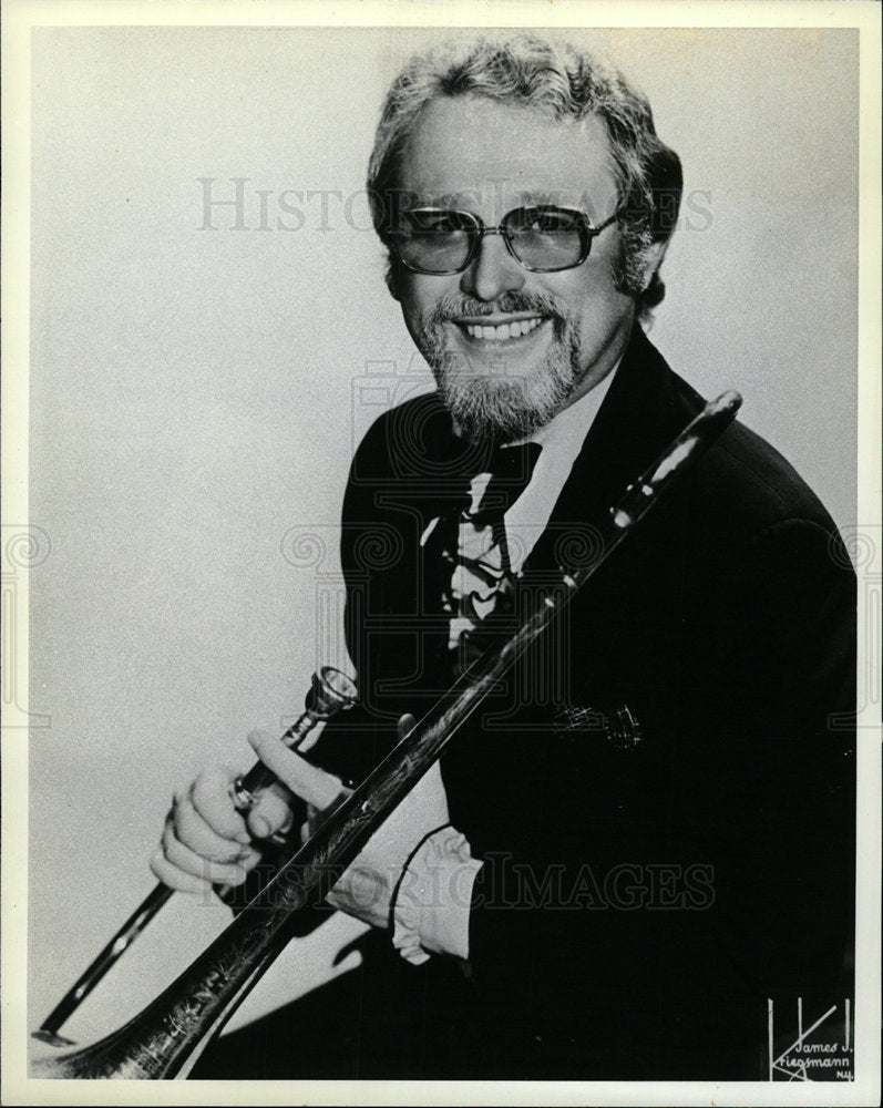 1977 Press Photo Jimmy Henderson Symphony Orchestra - Historic Images