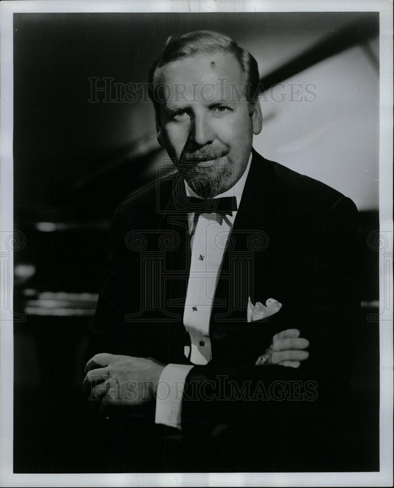 1965 Press Photo Skitch Henderson Host Stage 3 - Historic Images