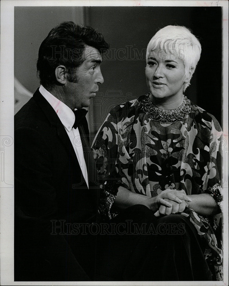 1969 Press Photo Morgana King & Dean Martin, Singers. - Historic Images