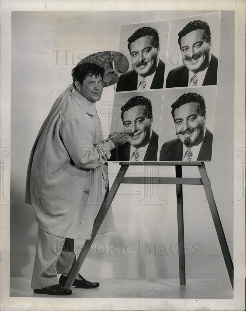 1958 Press Photo Buddy Hackett Comedian Actor - Historic Images