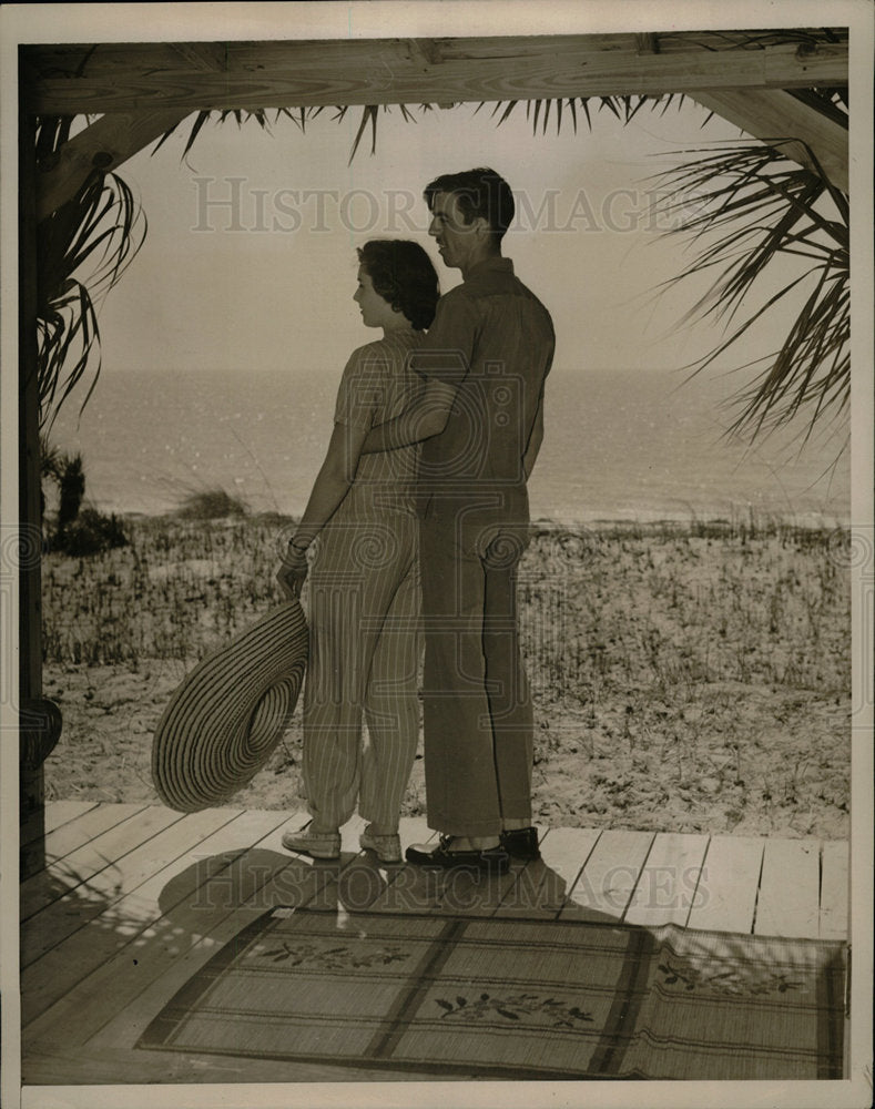 1940 Press Photo Thomas Phelps Honeymoon Isle Florida - Historic Images