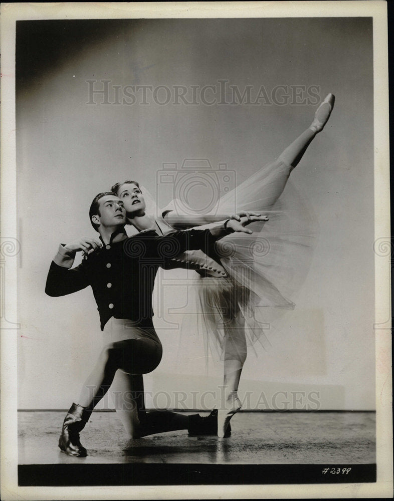 1964 Press Photo Kenneth Johnson Patricia Klekovie - Historic Images