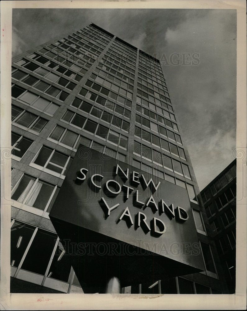 1968 Press Photo Scotland Yard Holmes London Police - Historic Images