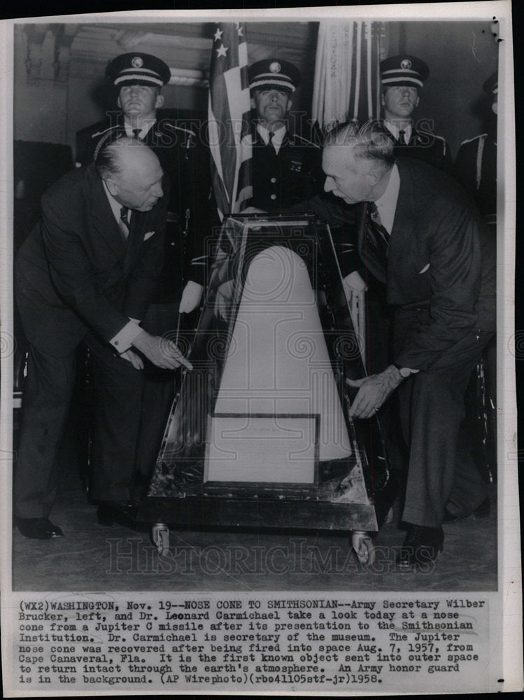 1958 Press Photo Army Secretary Wilber Brucker Leonard - Historic Images