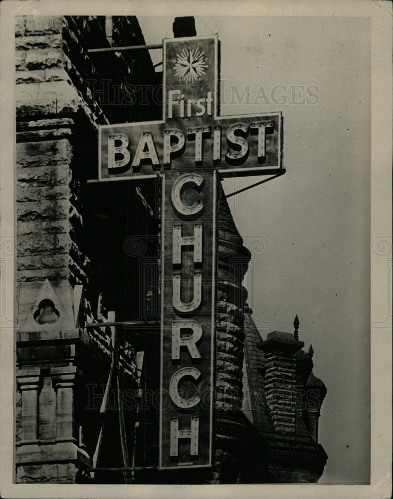 Press Photo First Baptist Church Des Moines - Historic Images