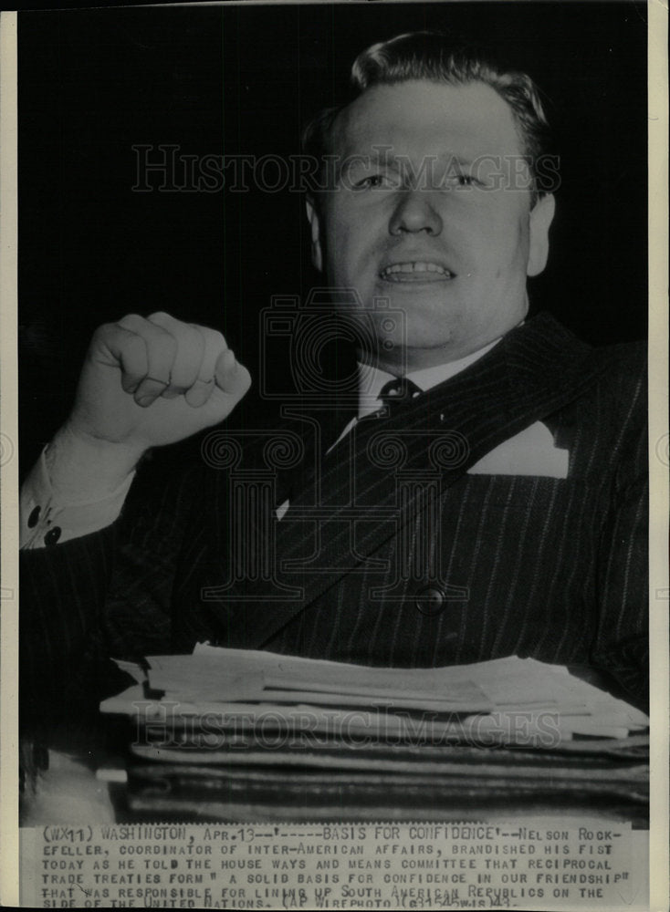 1943 Press Photo Nelson Rockefeller Vice Pres USA - Historic Images