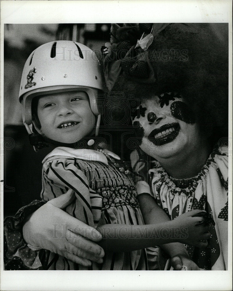 1987 Press Photo Elouise Keeler Margie Blackwell Circus - Historic Images