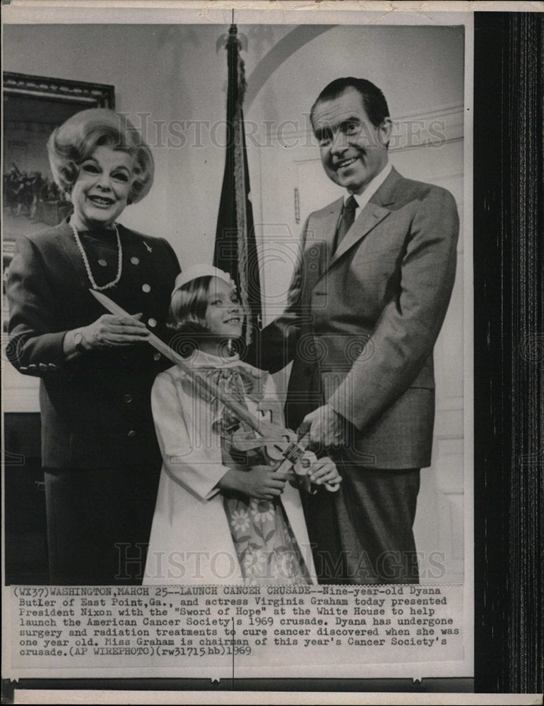 1969 Press Photo Dyana Butler Virginia Graham Nixon - Historic Images