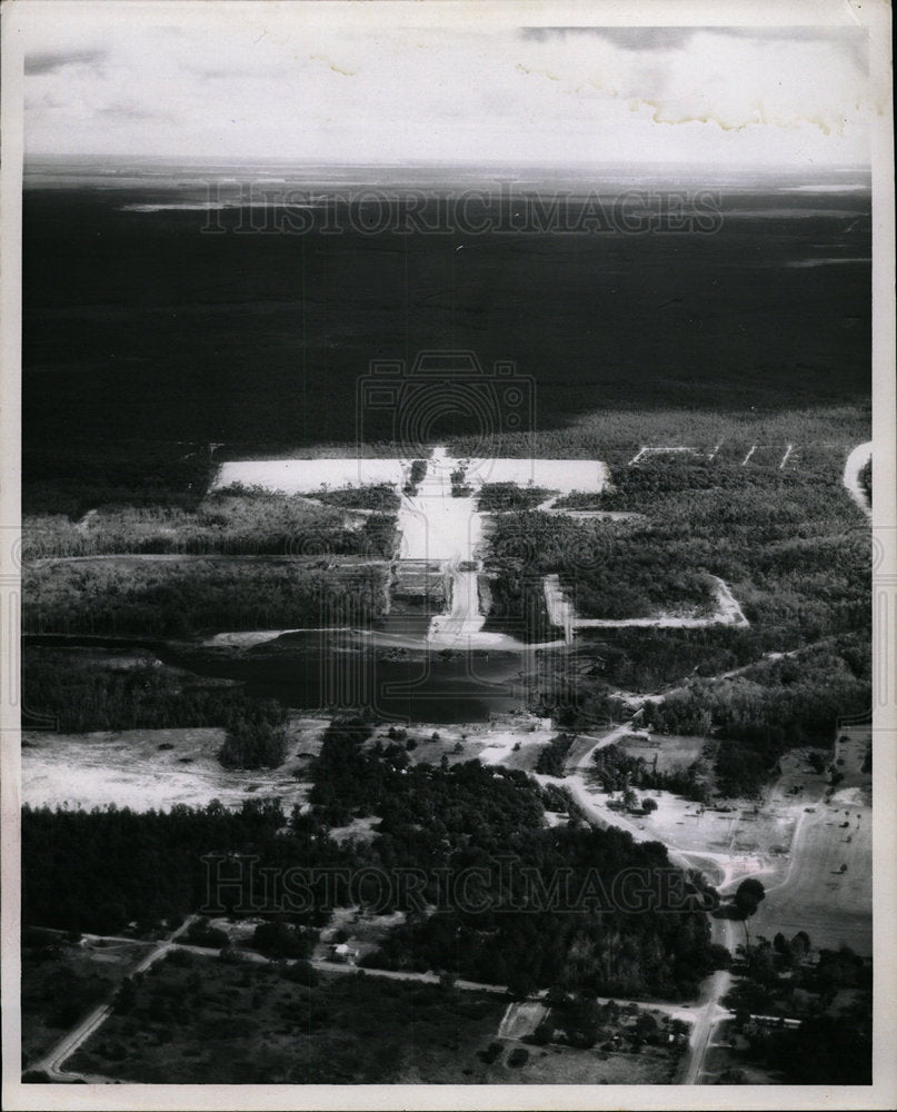 1966 Press Photo CFBC Clearing for Eureka Lock & Dam - Historic Images