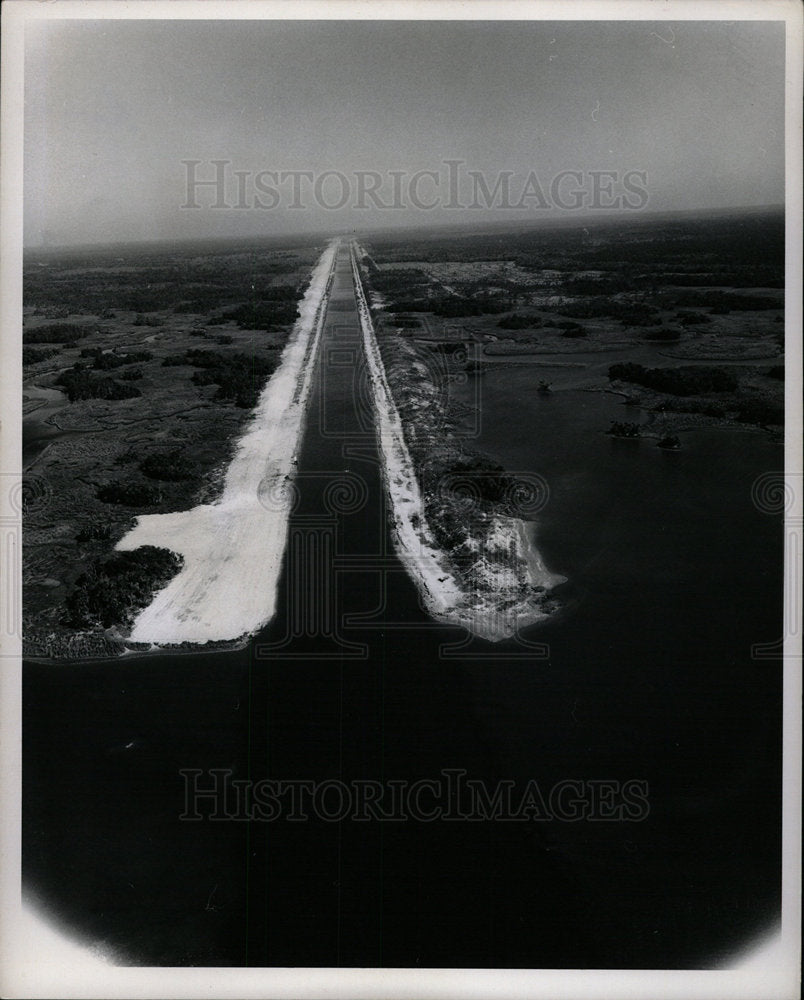 1971 Press Photo Florida Large Canal Gulf Mexico Air - Historic Images