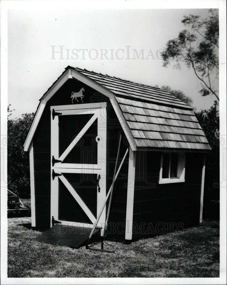 1996 Press Photo Barn Agricultural Building Chicago - Historic Images