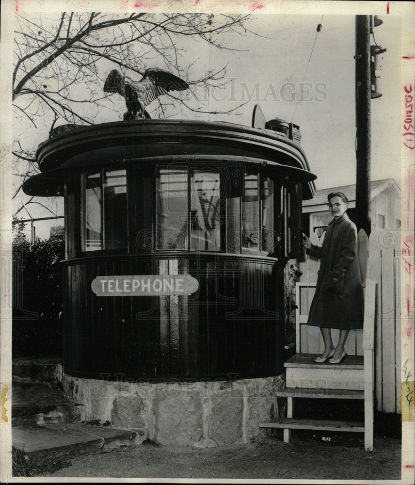 1962 Press Photo Telephone Booth Mystic Connecticut - Historic Images