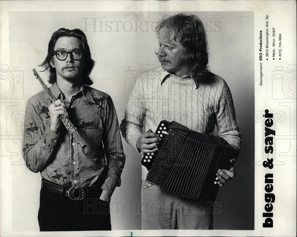 1975 Press Photo Music Group Blegen And Sayer - Historic Images