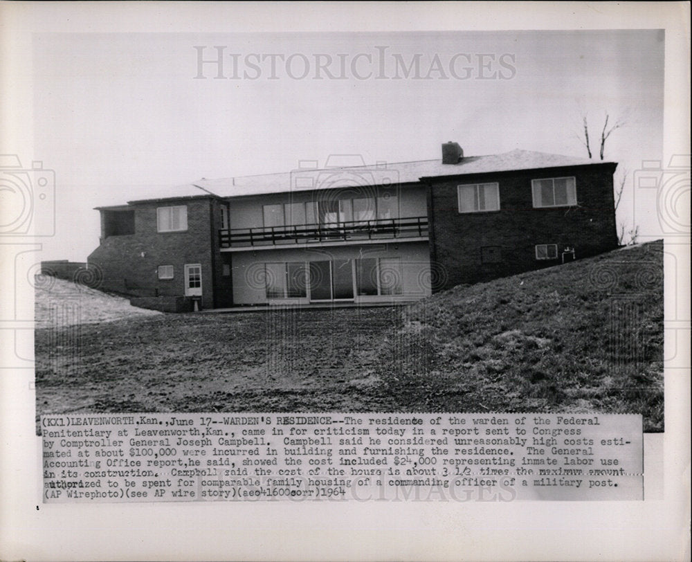 1964 Press Photo Leavenworth Prison Warden Residence - Historic Images