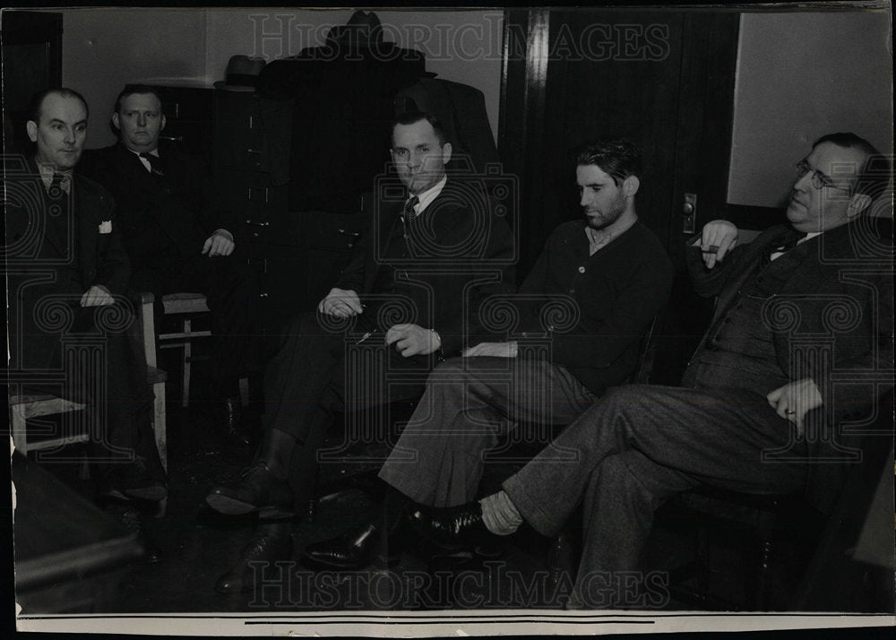 1937 Press Photo It&#39;s the end of the trail for Leo Oley - Historic Images