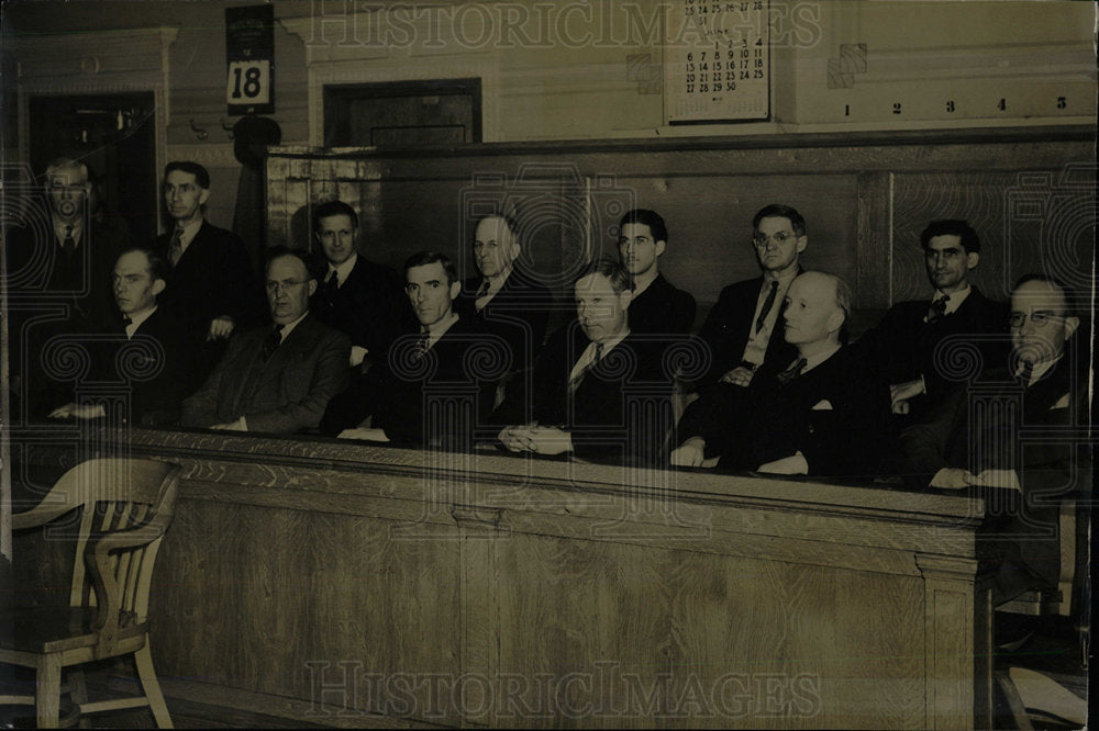 1938 Press Photo Jury Microphone Case - Historic Images