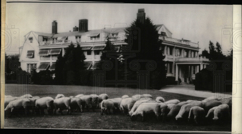 1937 Press Photo Rockefeller Lakewood Summer Residence - Historic Images