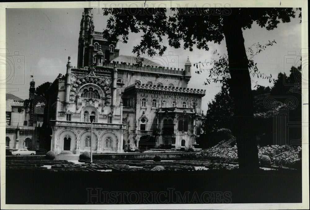 1982 Press Photo The famous Palacio Hotel in Bussaco - Historic Images