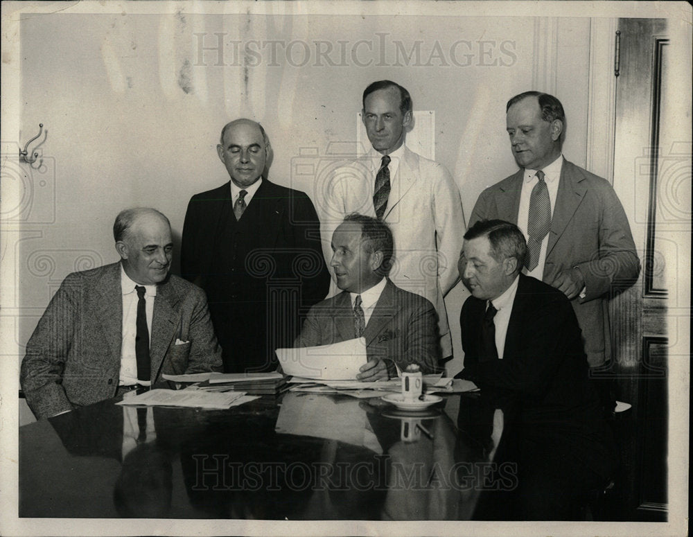 1928 Press Photo John Raskob at a conference in New Yor - Historic Images