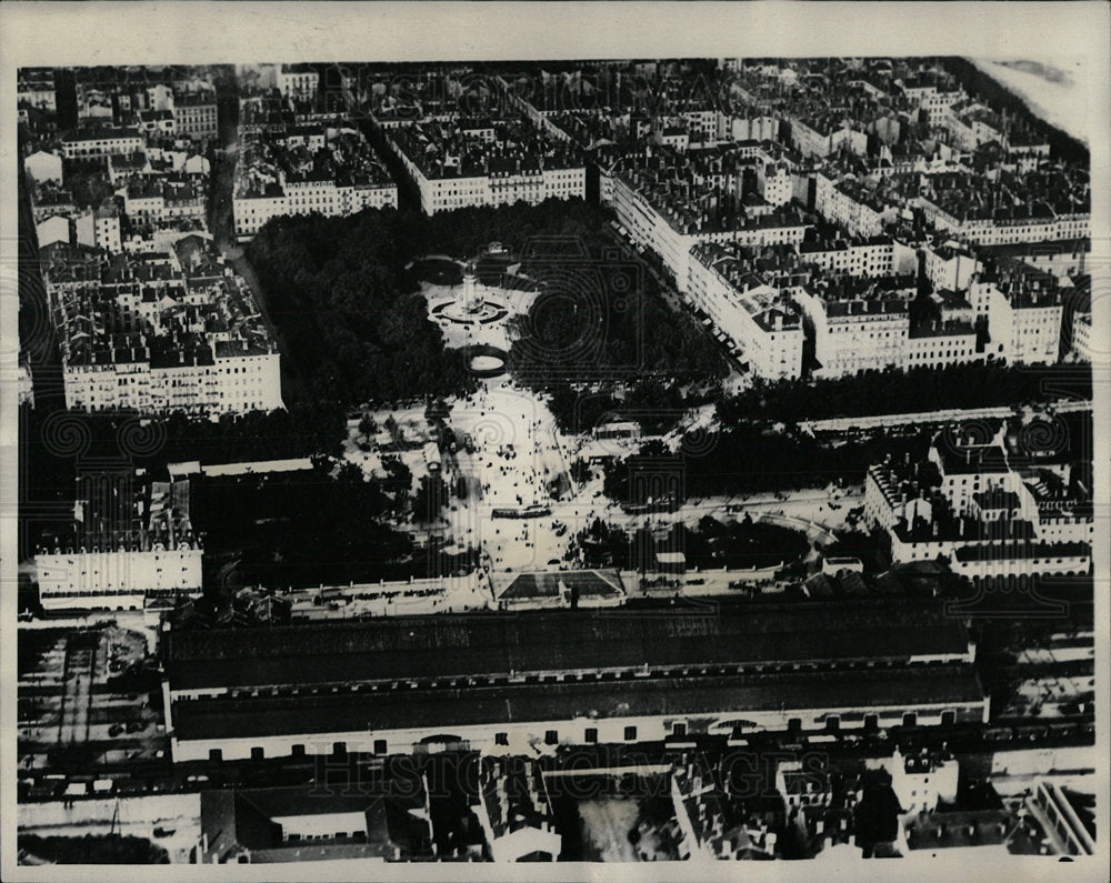 1930 Press Photo Aerial View Lyons France Landslides - Historic Images