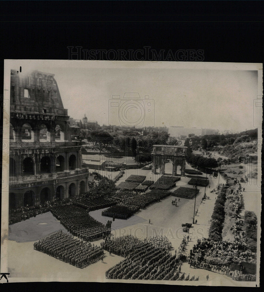 1950 Press Photo Italian Republic Anniversary Parade - Historic Images