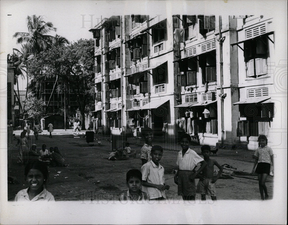 1966 Press Photo Bombay, India Community Center - Historic Images