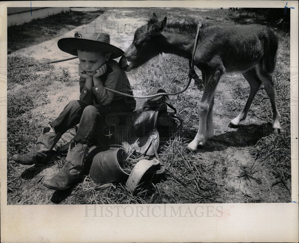 1969 Press Photo Ronnie Wright Small New Horse - Historic Images