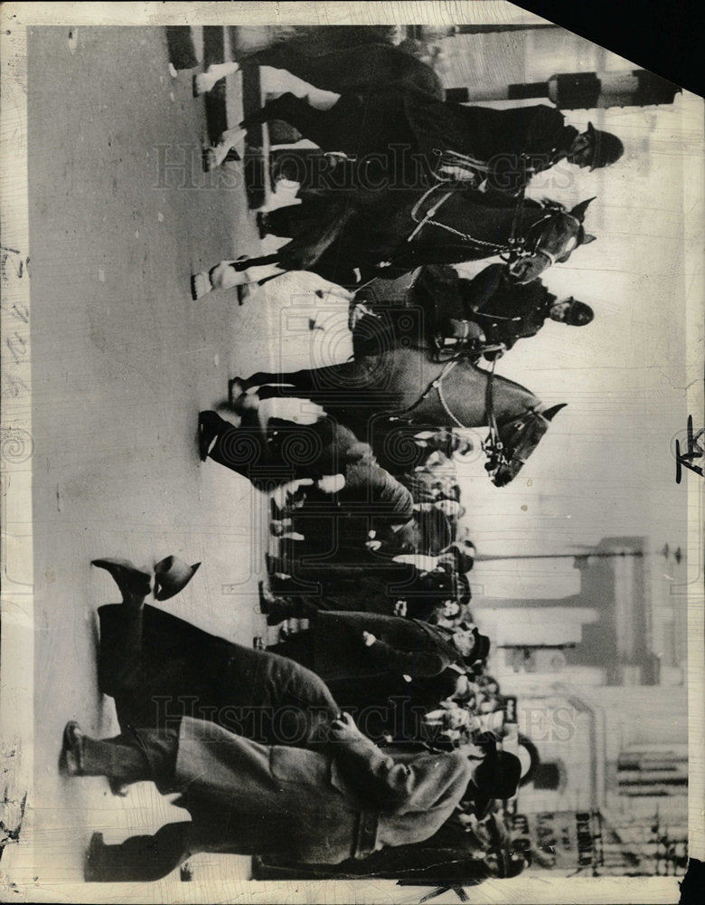 1934 Press Photo Hunger Marchers Demonstration Scuffle - Historic Images