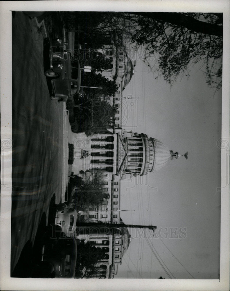 1945 Press Photo Jackson Mississippi State Capital Bldg - Historic Images