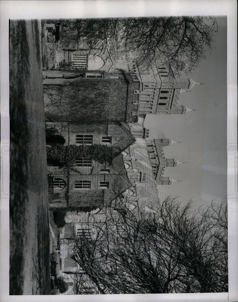 1945 Press Photo Cathedral &amp; Bishop&#39;s Palace, Exeter - Historic Images