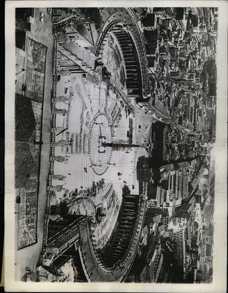 1936 Press Photo St Peter&#39;s Square Being Repaved - Historic Images