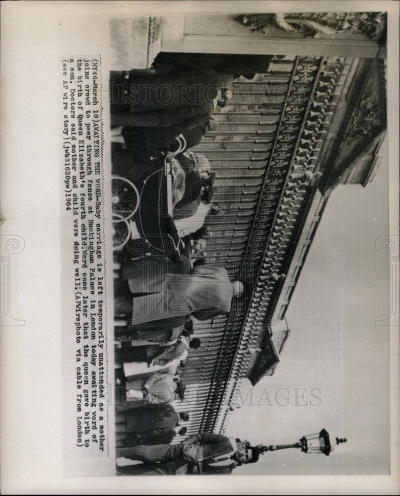 1964 Press Photo Queen Elizabeth Buckingham Palace word - Historic Images