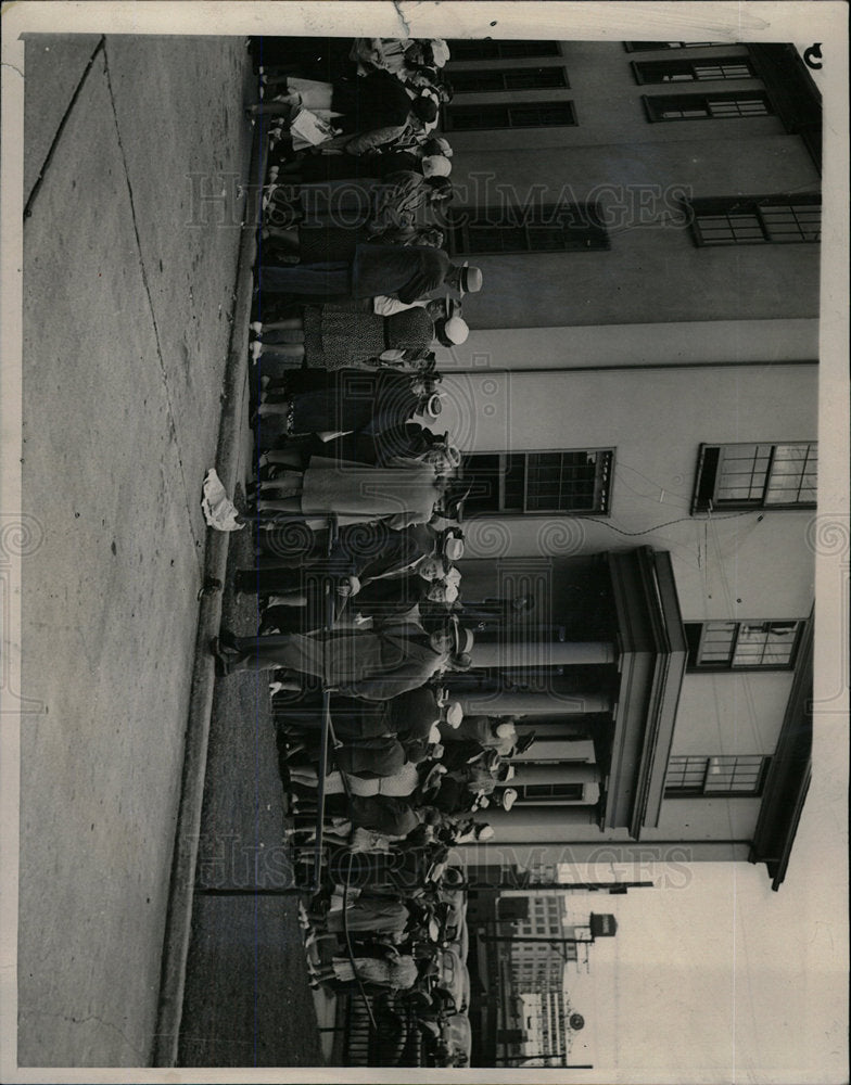 1940 Canadian Border Passes Crowd Patrol US - Historic Images