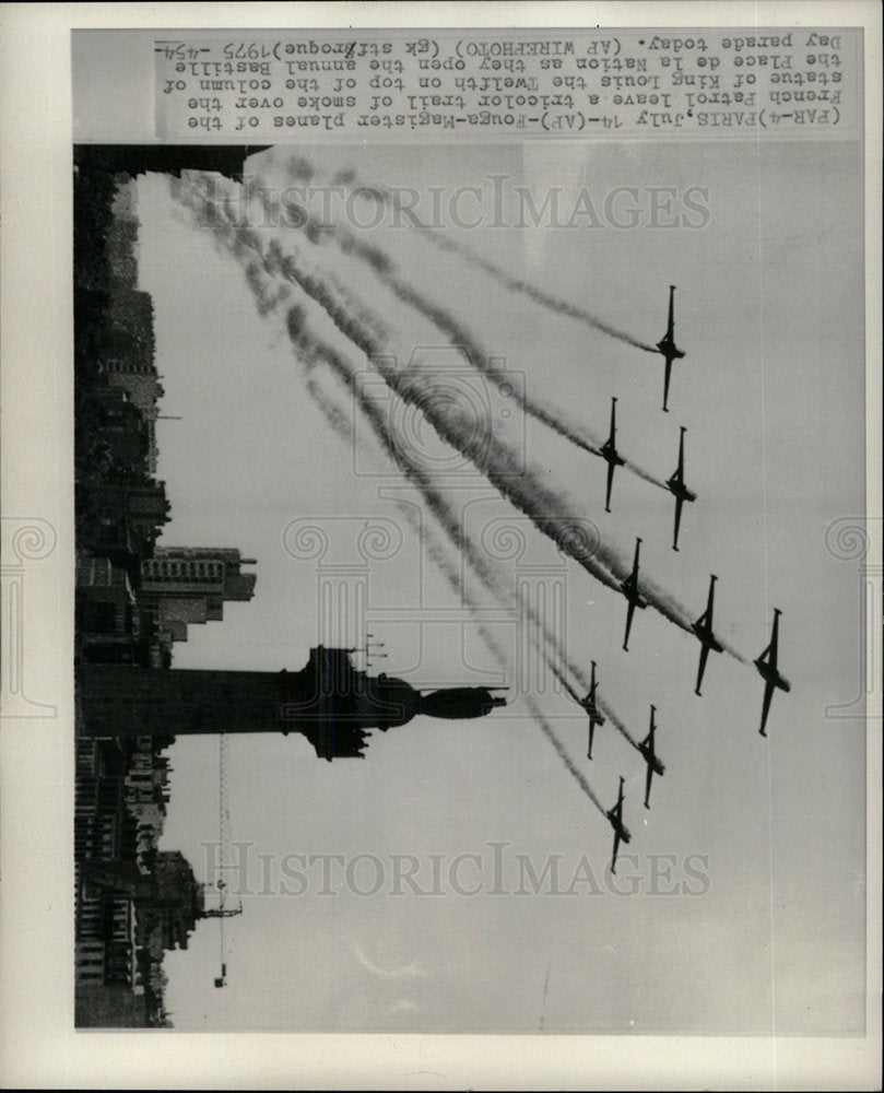 1975 Press Photo Fouga Magister king Louis French Trial - Historic Images