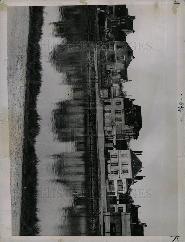 1937 Press Photo Chateau Thierry: Then And Now - Historic Images