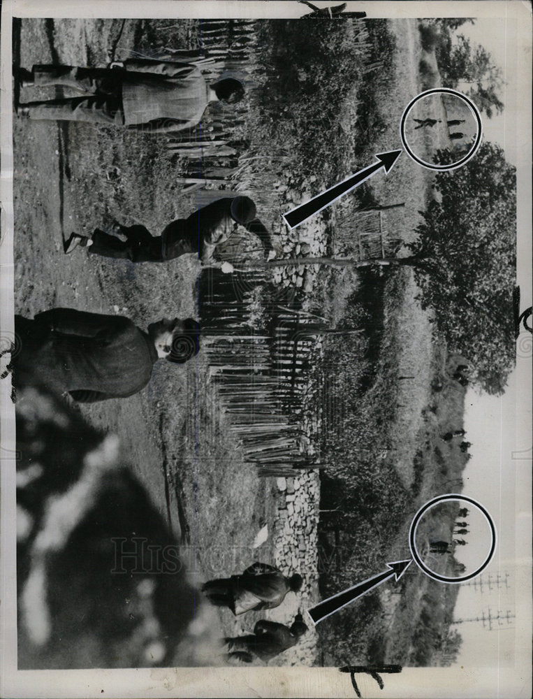 1948 Press Photo Republic Guard Stone Mine Strike Clash - Historic Images