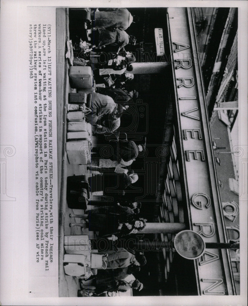 1963 Press Photo France Railway Labor Strikes - Historic Images