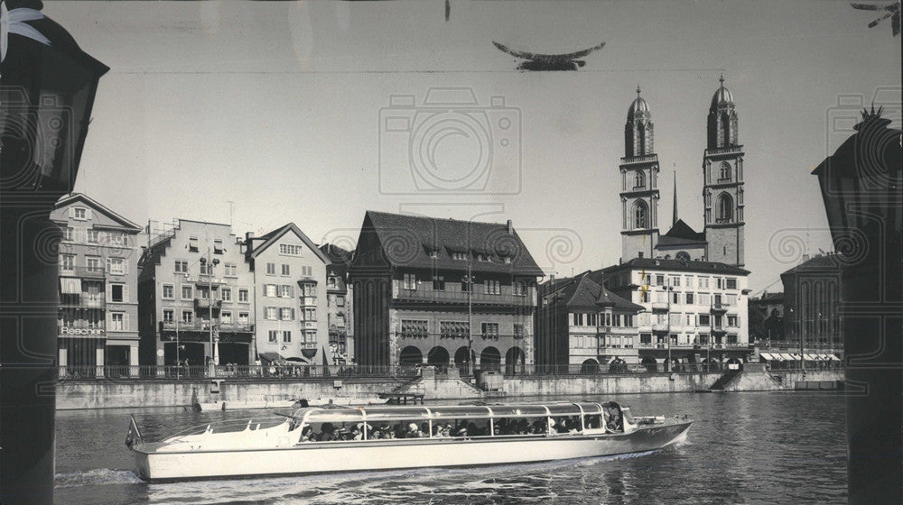 1970 Press Photo A sightseeing boat on Lake Zurich - Historic Images