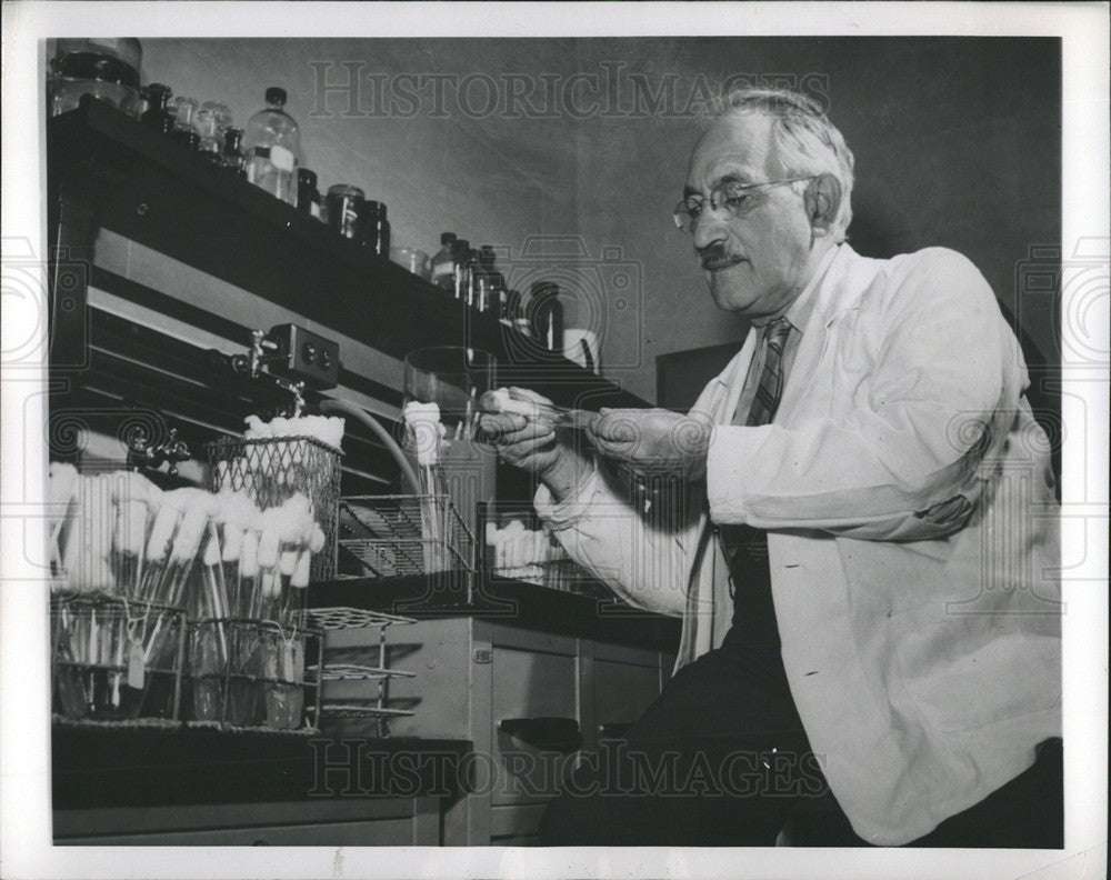 1952 Press Photo Nobel Prize Winner Medicine Selman - Historic Images