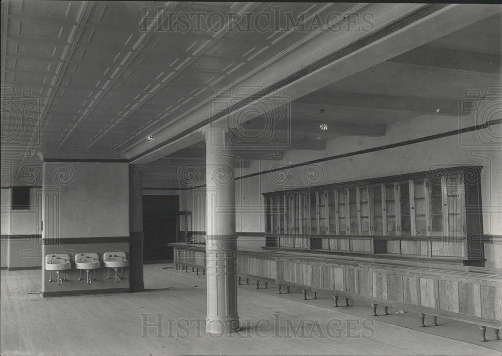 Press Photo North High School Lunchroom - Historic Images