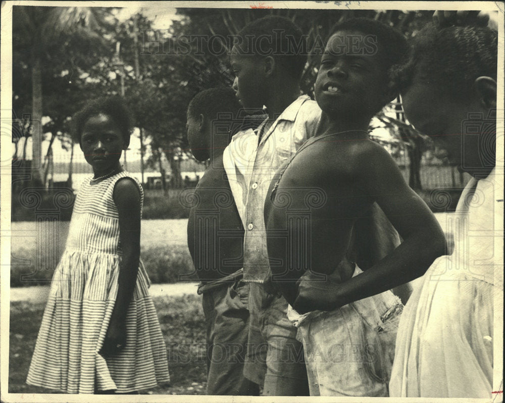 Latin American Man Macho Max Little Girl Boy George Ann - Historic Images