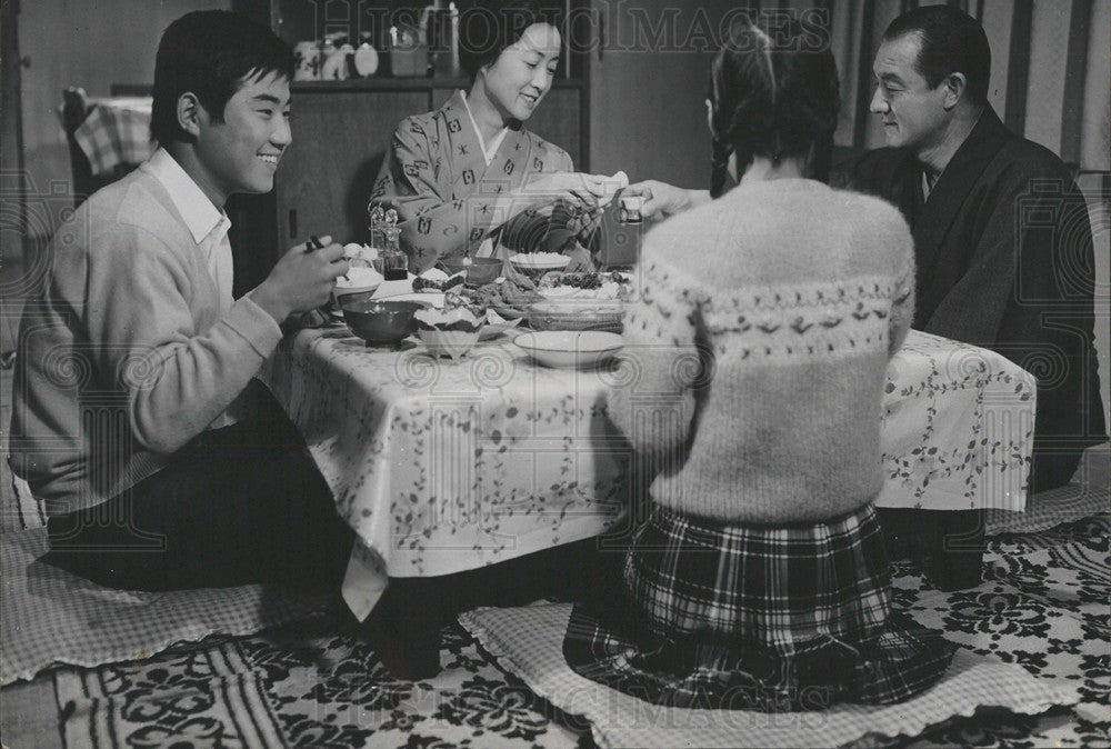 Press Photo Japanese Traditional Dishes - Historic Images